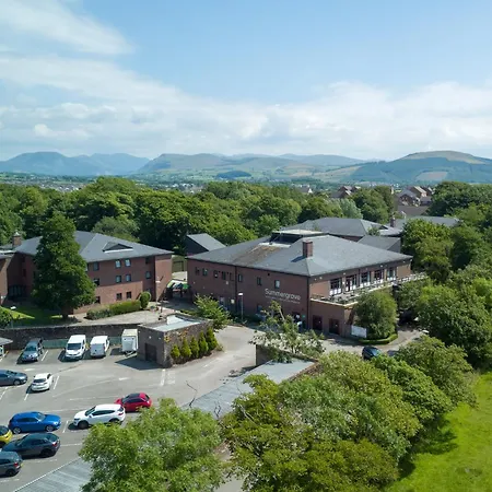 Hotel Summergrove Halls